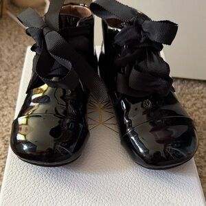 Girls Black Patent Lace-Up Dress Shoes with Grosgrain Ribbon